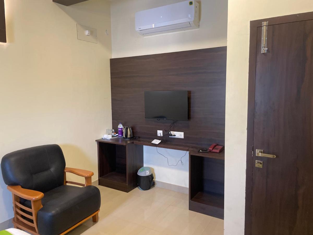 Hotel Tranquil Park Puducherry Exterior foto
