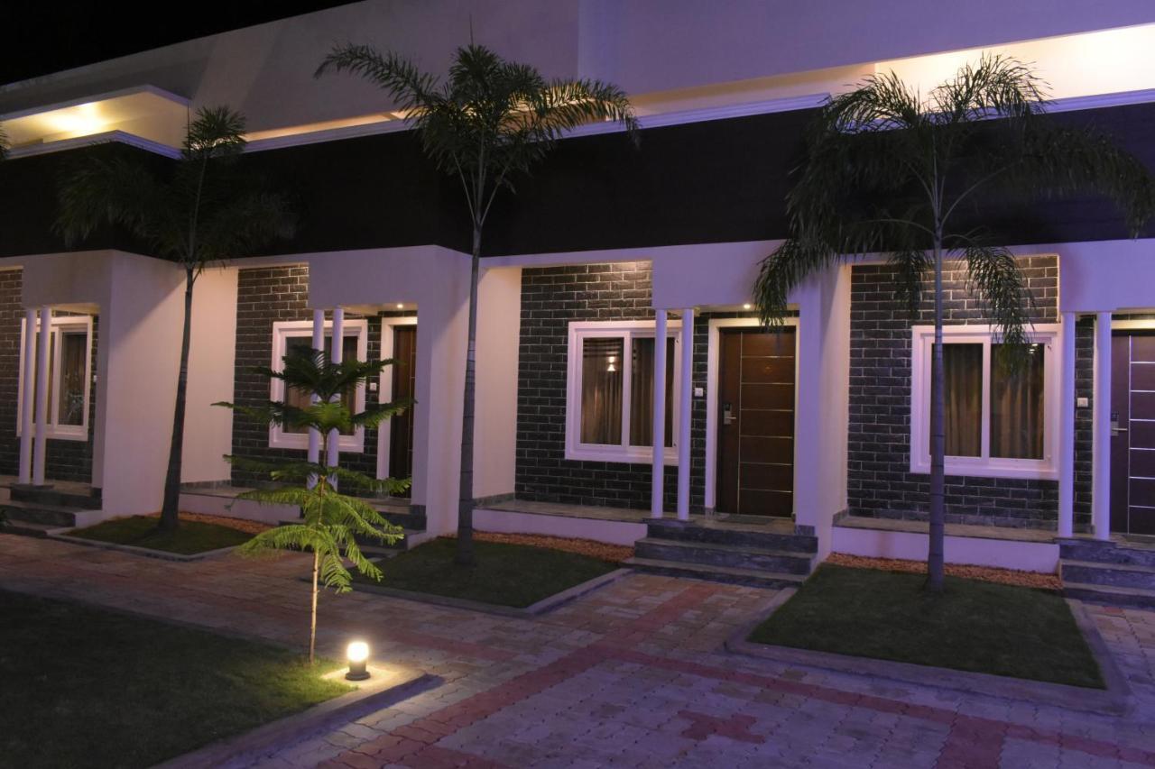 Hotel Tranquil Park Puducherry Exterior foto